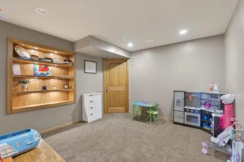9007 Cheyanne Circle Waverly MN 55390