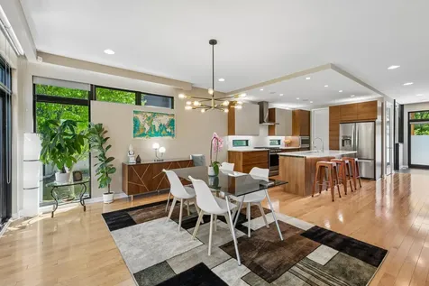 292 Vincent Avenue N Minneapolis MN 55405