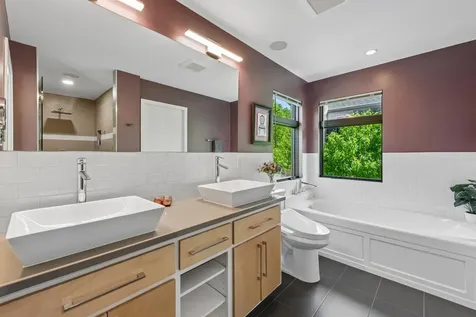 292 Vincent Avenue N Minneapolis MN 55405