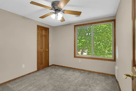 832 Bailey Street Hastings MN 55033