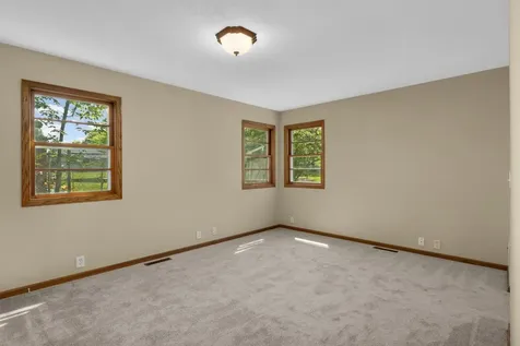 832 Bailey Street Hastings MN 55033