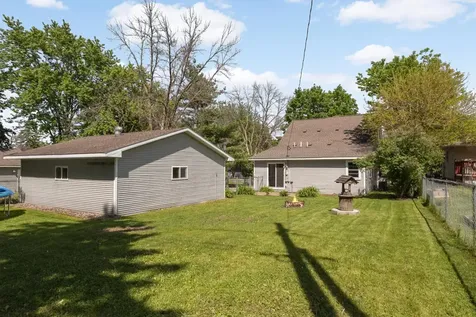 832 Bailey Street Hastings MN 55033