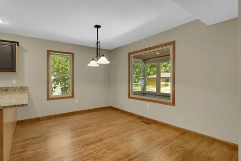 832 Bailey Street Hastings MN 55033