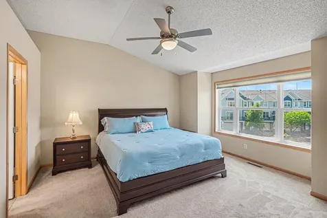 15555 Eagles Nest Way Apple Valley MN 55124