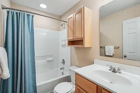 15555 Eagles Nest Way Apple Valley MN 55124