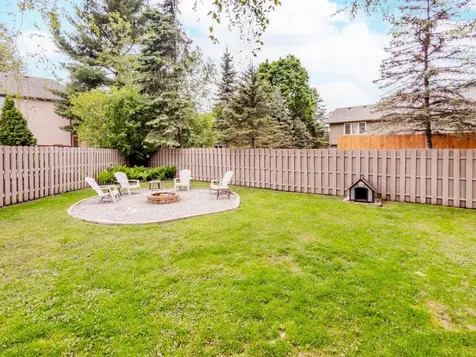 129 Hemlock Place Vadnais Heights MN 55127