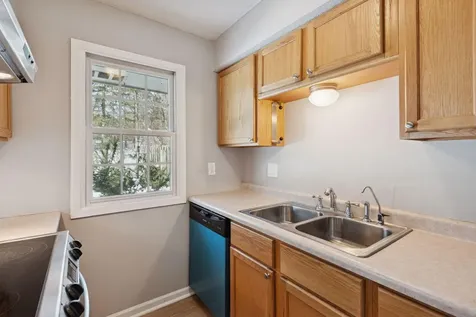 5570 & 5580 Shorewood Lane Excelsior MN 55331