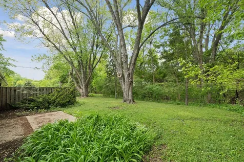 5570 & 5580 Shorewood Lane Excelsior MN 55331