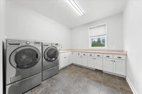3308 Arden Drive Woodbury MN 55129