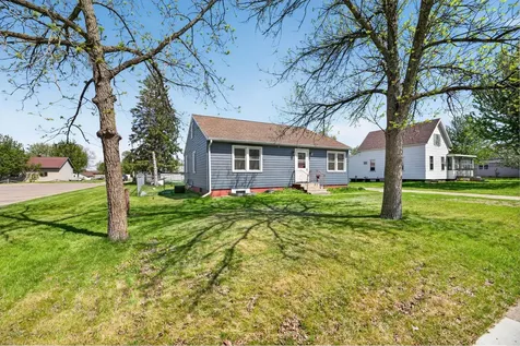 727 Ash Street S Sauk Centre MN 56378