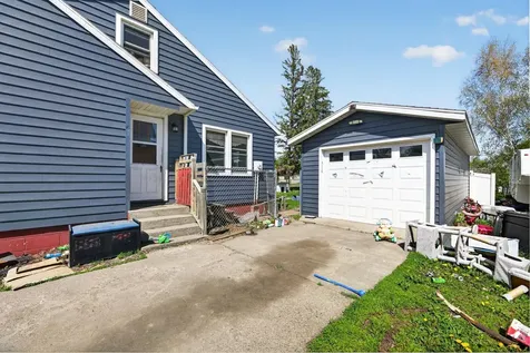 727 Ash Street S Sauk Centre MN 56378