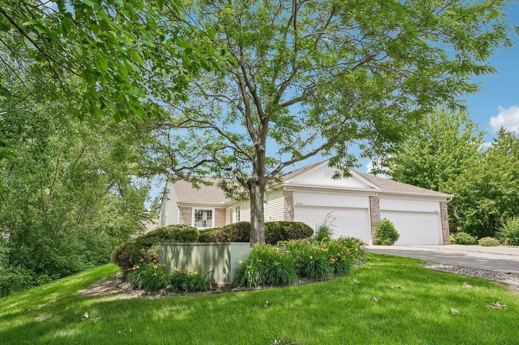 18523 Orchard Trail Lakeville MN 55044