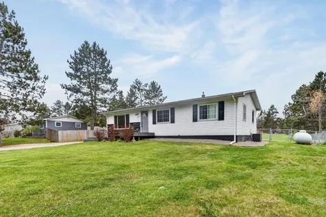 2109 Strader Drive Grand Rapids MN 55744
