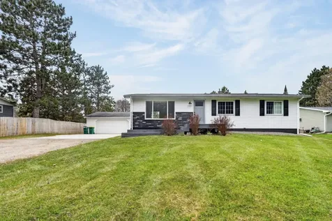2109 Strader Drive Grand Rapids MN 55744