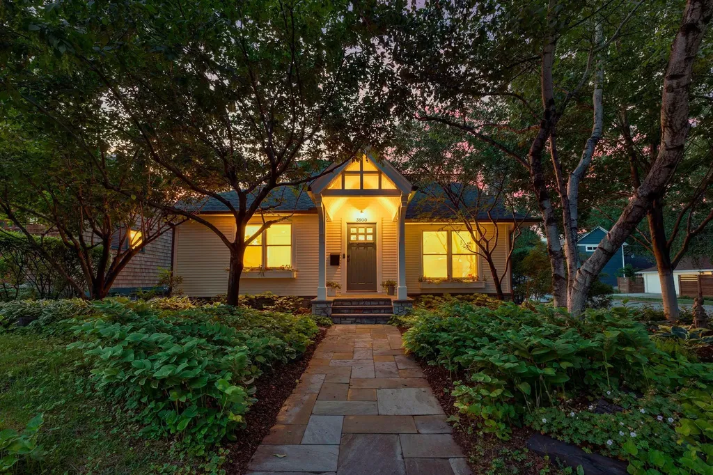 3800 Upton Avenue S Minneapolis MN 55410