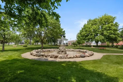 311 N Franklin Street Lake City MN 55041