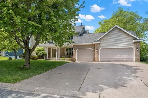 139 Ridge Way Mahtomedi MN 55115
