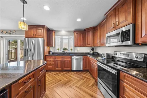 139 Ridge Way Mahtomedi MN 55115