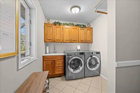 139 Ridge Way Mahtomedi MN 55115