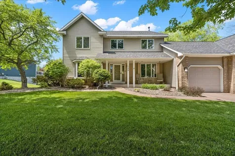 139 Ridge Way Mahtomedi MN 55115