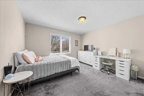 139 Ridge Way Mahtomedi MN 55115
