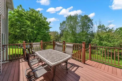 139 Ridge Way Mahtomedi MN 55115