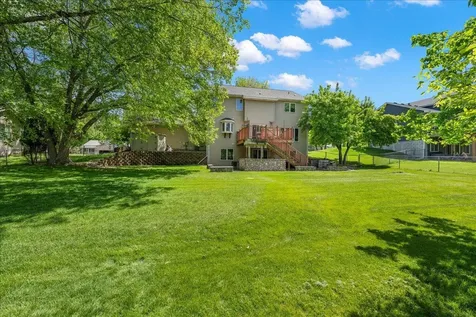 139 Ridge Way Mahtomedi MN 55115