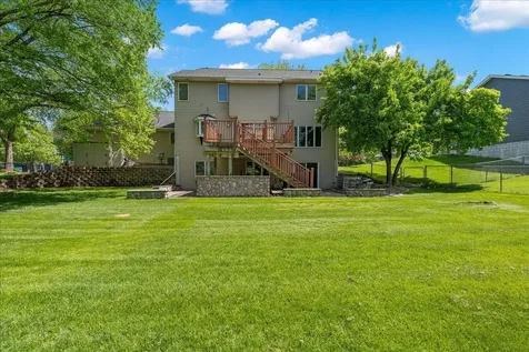139 Ridge Way Mahtomedi MN 55115