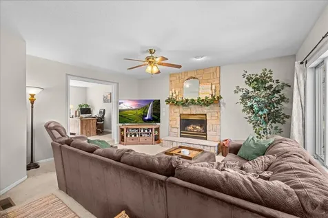 139 Ridge Way Mahtomedi MN 55115