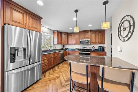 139 Ridge Way Mahtomedi MN 55115