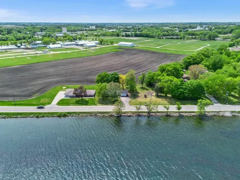 5751 County Road 6 SW Howard Lake MN 55349