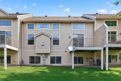 11631 Prospect Curve Woodbury MN 55129