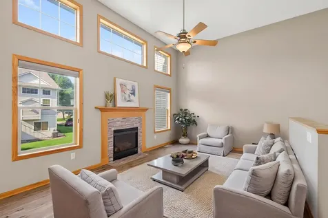 11631 Prospect Curve Woodbury MN 55129