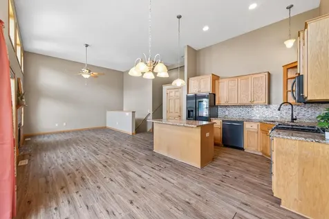 11631 Prospect Curve Woodbury MN 55129