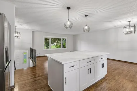 9030 45th Avenue N New Hope MN 55428