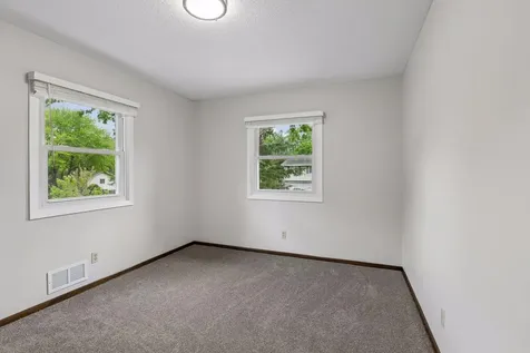 9030 45th Avenue N New Hope MN 55428