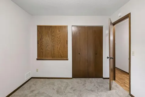 9030 45th Avenue N New Hope MN 55428