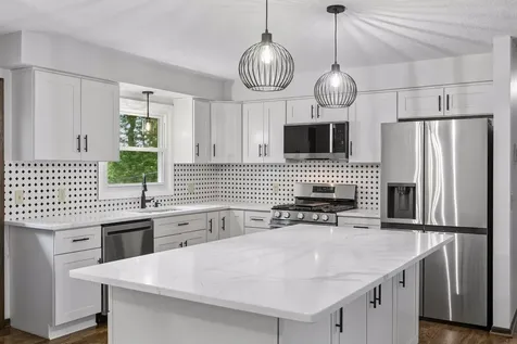 9030 45th Avenue N New Hope MN 55428