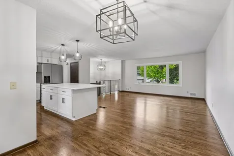 9030 45th Avenue N New Hope MN 55428