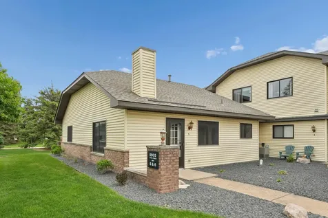 9905 54th Place N Minneapolis MN 55442