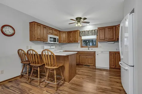 32878 Spunk Tree Circle Avon MN 56310