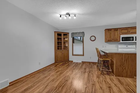 32878 Spunk Tree Circle Avon MN 56310