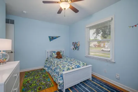 2845 Sumter Avenue S Saint Louis Park MN 55426