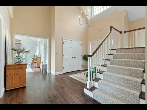 7180 Kenmare Drive Bloomington MN 55438