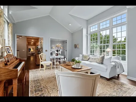 7180 Kenmare Drive Bloomington MN 55438