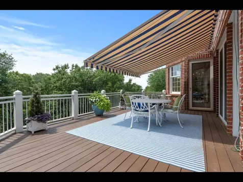 7180 Kenmare Drive Bloomington MN 55438