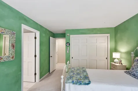 7180 Kenmare Drive Bloomington MN 55438