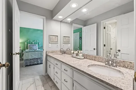 7180 Kenmare Drive Bloomington MN 55438