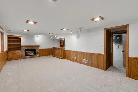 9528 Penn Circle Bloomington MN 55431