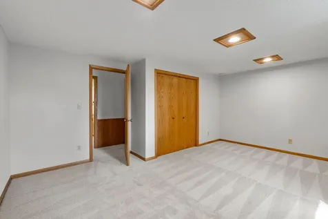 9528 Penn Circle Bloomington MN 55431